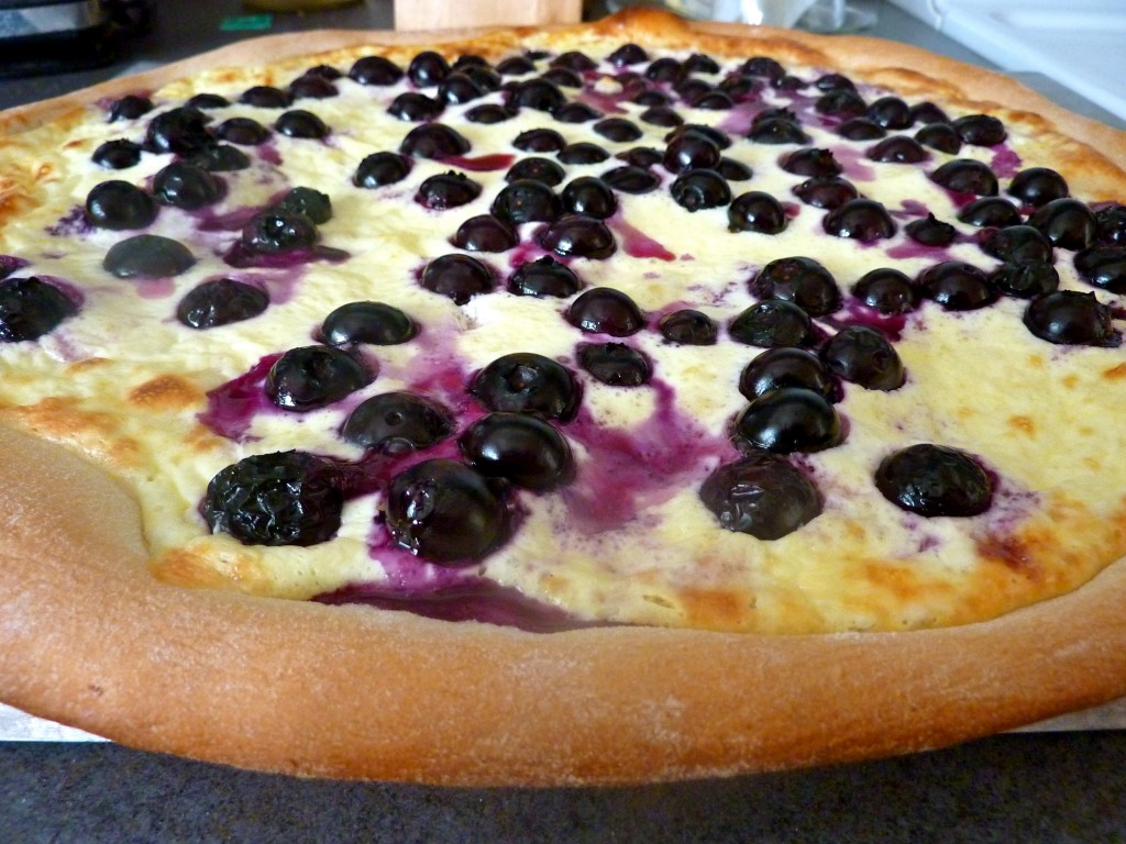 blueberry pizza